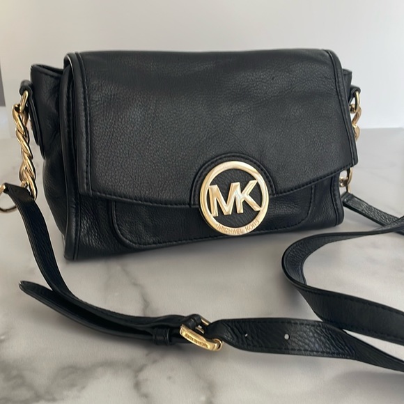 Michael Kors Leather Crossbody - Picture 1 of 4